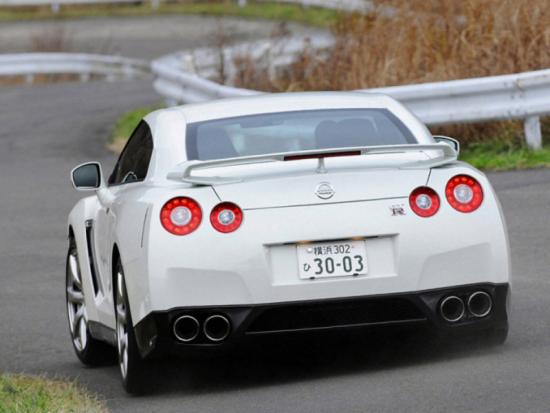 Nissan GT-R Coupe 2008